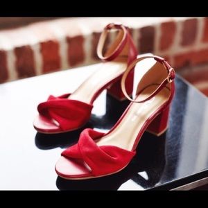 Brand new in box CL by Laundry Jill sandals 7.5